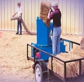 Harper SB 1800 Straw Blower Efficient Mulching and Seeding Country True Value